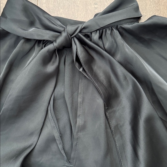 NWT Banana Republic Black High Neck Top - Picture 5 of 5